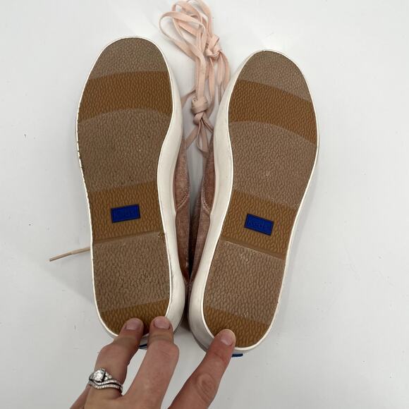 KEDS Velvet Rise Platform Sneakers in Light Pink // 10 - Picture 9 of 10